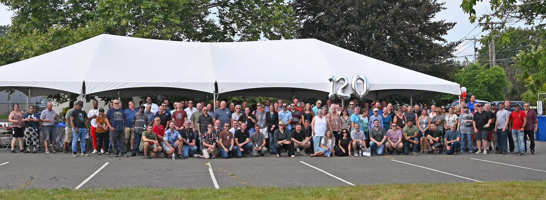 Siemon_Careers_Company_Life_120Year_GroupShot